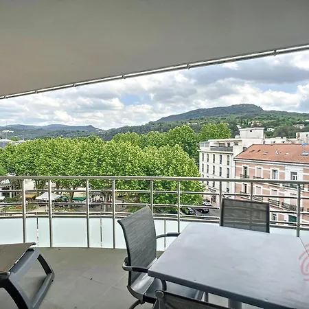 F2 Pmr, Climatise, Avec Terrasse Et Parking Prive, Au Coeur De - Fr-1-451-194